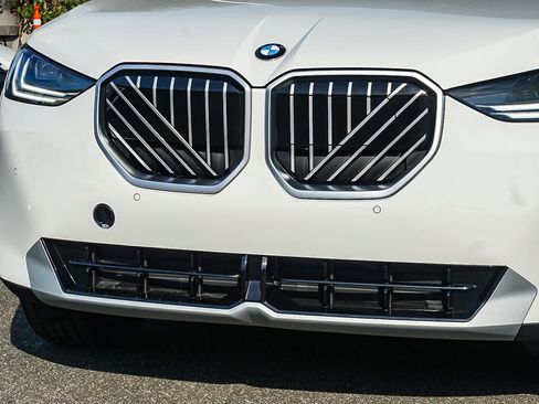 Used 2026 BMW X3 xDrive30i w/ Convenience Package AWD/4WD image 8