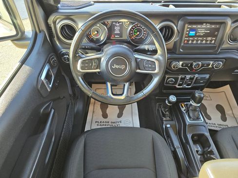 Used 2020 Jeep Gladiator Sport w/ Quick Order Package 24S AWD/4WD image 13