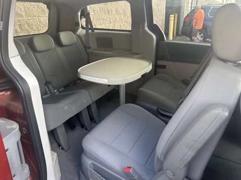 Used 2008 Dodge Grand Caravan SE FWD image 5