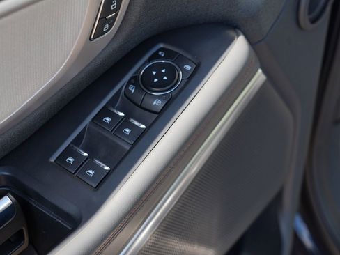 Used 2025 Ford Expedition Active image 17