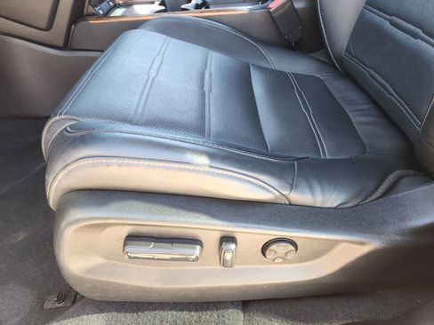 Used 2022 Honda CR-V Touring image 27