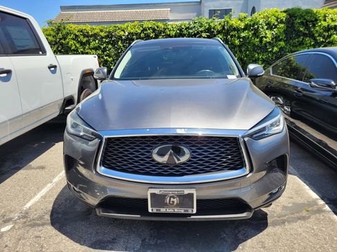 Used 2021 INFINITI QX50 Luxe FWD image 2