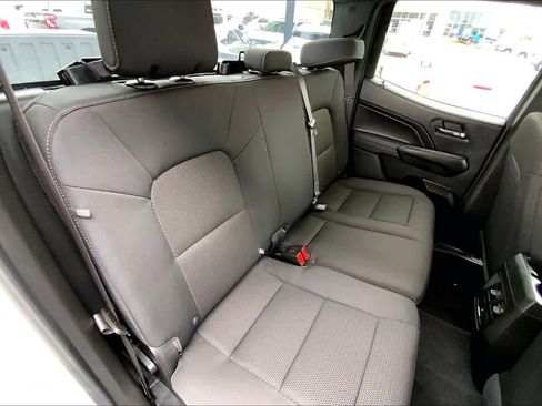 Used 2024 Chevrolet Colorado LT image 18