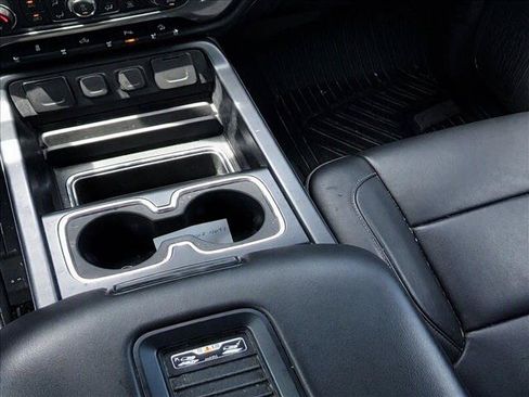 Used 2018 Chevrolet Silverado 1500 LTZ Z71 w/ Midnight Edition AWD/4WD image 18