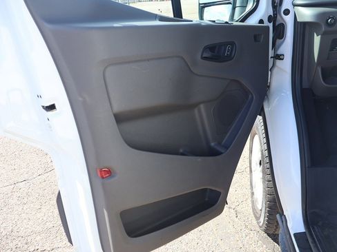 Used 2023 Ford Transit 350 XLT image 21