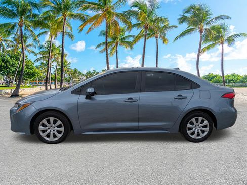 Used 2024 Toyota Corolla LE image 7