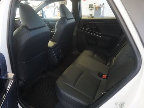 Used 2023 Toyota bZ4X AWD w/ Weather Package image 21