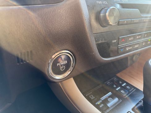 Used 2018 Lexus RX 450hL Premium w/ Premium Package AWD/4WD image 30