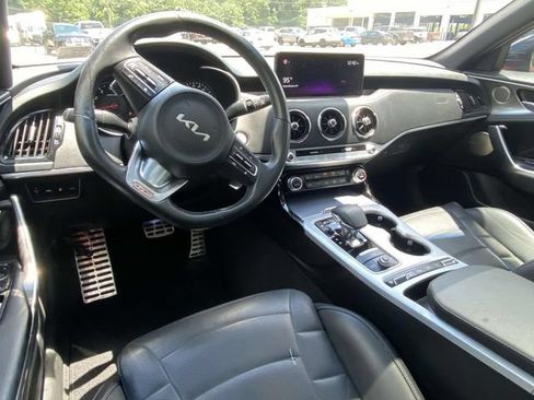 Used 2022 Kia Stinger GT2 AWD/4WD image 11