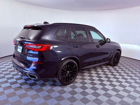 Used 2019 BMW X5 xDrive50i w/ M Sport Package image 8