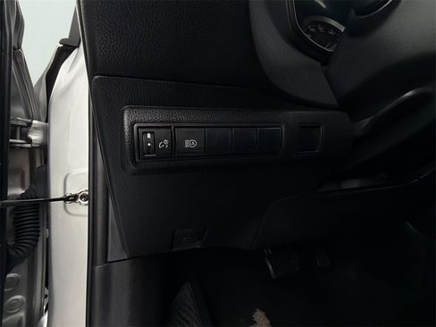 Used 2022 Toyota Corolla SE image 23