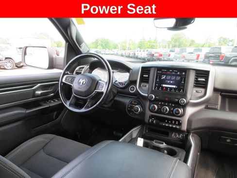 Used 2021 RAM 1500 Big Horn AWD/4WD image 25