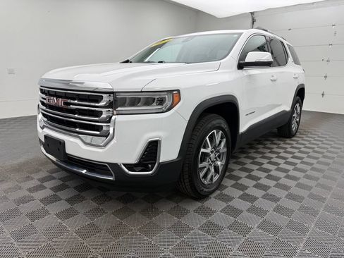 Used 2023 GMC Acadia SLT AWD/4WD image 13