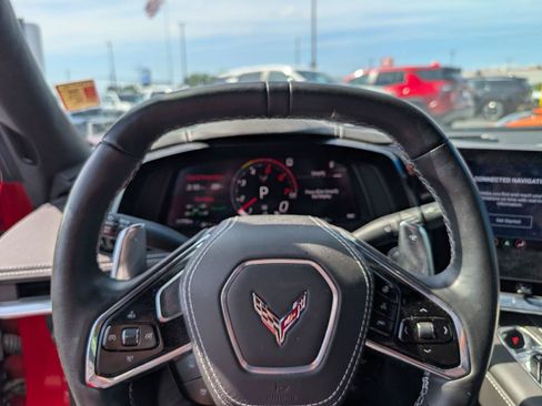 Used 2022 Chevrolet Corvette Stingray Premium Cpe w/ Z51 Performance Package RWD image 10