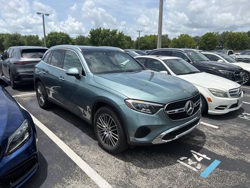 Certified 2026 Mercedes-Benz GLC 300 image 1