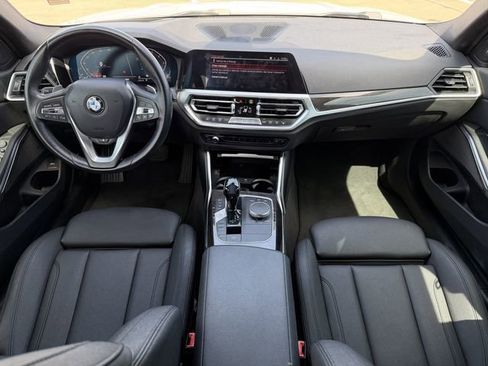 Used 2021 BMW 330i Sedan w/ Premium Package image 10