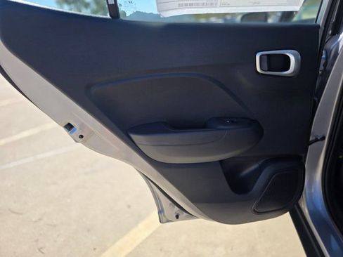 New 2026 Hyundai Venue SEL FWD image 18