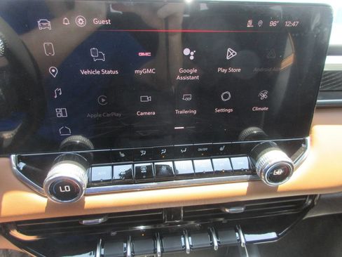 New 2026 GMC Canyon AT4 AWD/4WD image 18