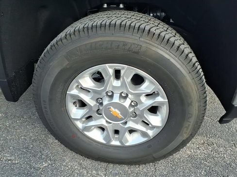 New 2026 Chevrolet Silverado 2500 LT w/ All Star Edition AWD/4WD image 11