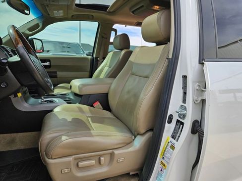Used 2010 Toyota Sequoia Platinum image 12