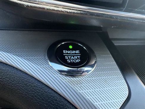 Used 2020 Ford Explorer XLT w/ Equipment Group 202A image 36