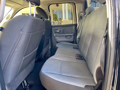 Used 2024 RAM 1500 Classic SLT image 10