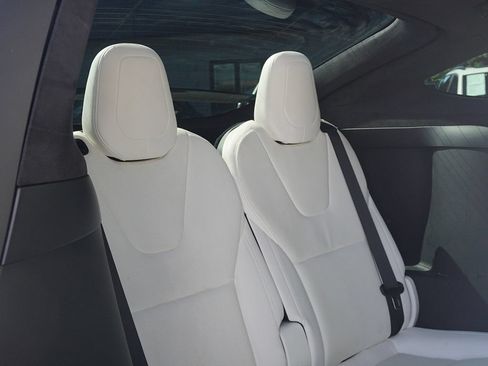 Used 2022 Tesla Model X Plaid AWD/4WD image 34