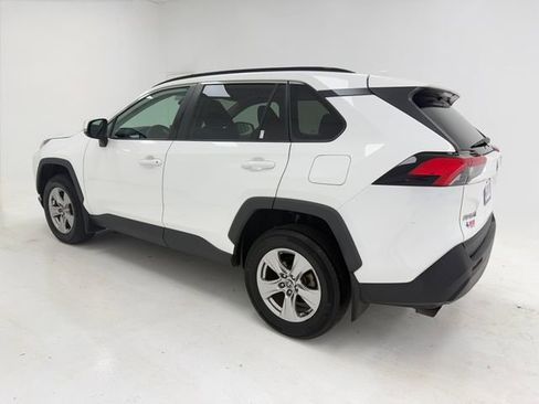 Used 2022 Toyota RAV4 XLE w/ Convenience Package FWD image 37