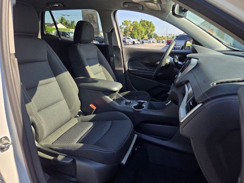 Certified 2024 GMC Terrain SLE w/ Driver Convenience Package FWD image 18