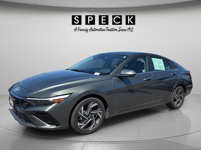 Certified 2025 Hyundai Elantra SEL