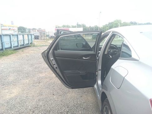 Used 2016 Honda Civic EX-T image 29