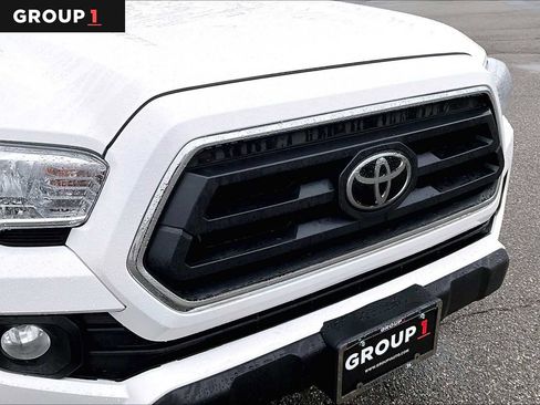 Used 2023 Toyota Tacoma SR5 image 32