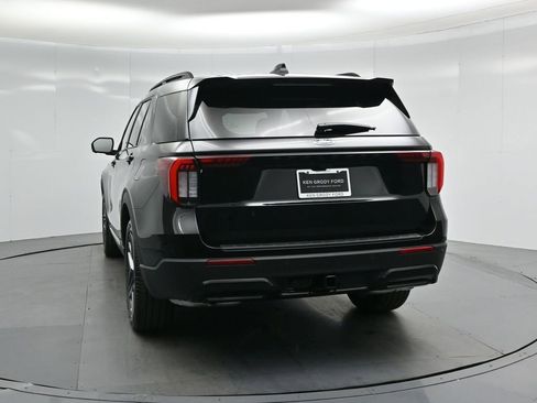 New 2026 Ford Explorer ST-Line image 29