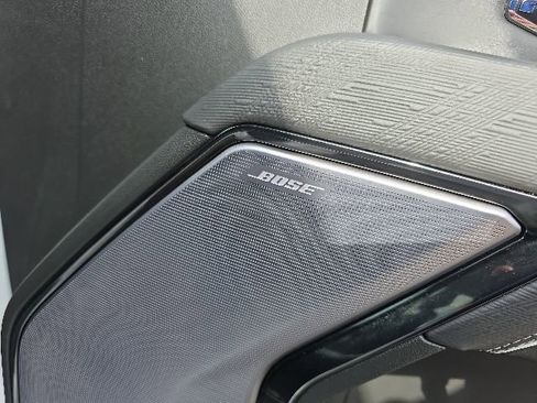 Used 2022 GMC Sierra 1500 AT4X AWD/4WD image 11