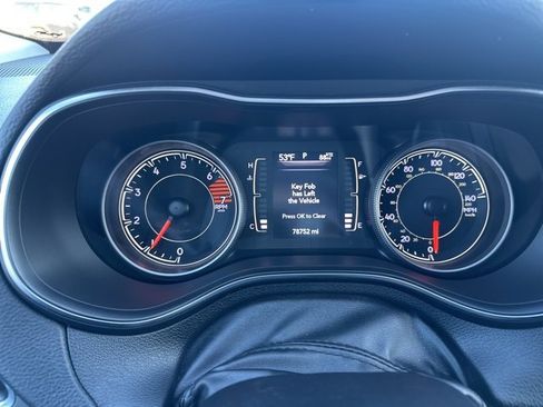 Used 2019 Jeep Cherokee Latitude Plus image 14