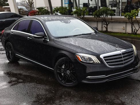 Used 2019 Mercedes-Benz S 450 Sedan image 2