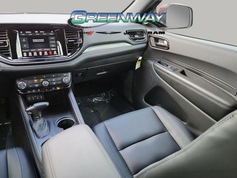 Used 2022 Dodge Durango GT RWD image 12