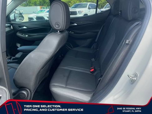 Used 2024 Buick Encore GX Sport Touring w/ Advanced Technology Package FWD image 10
