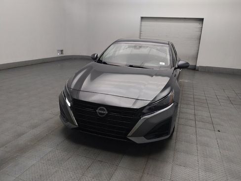 Used 2023 Nissan Altima 2.5 SV FWD image 15