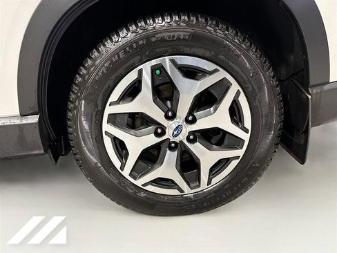 Used 2021 Subaru Forester Premium image 34
