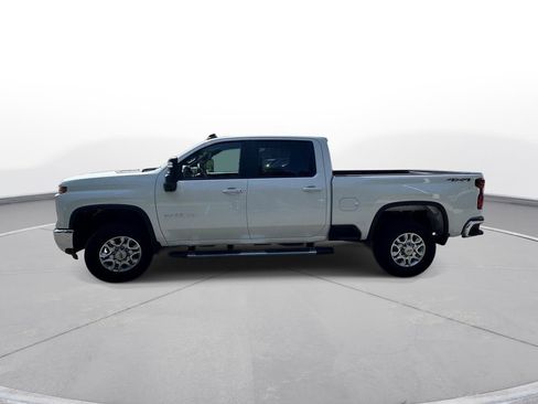 Used 2025 Chevrolet Silverado 3500 LT w/ Safety Package AWD/4WD image 9