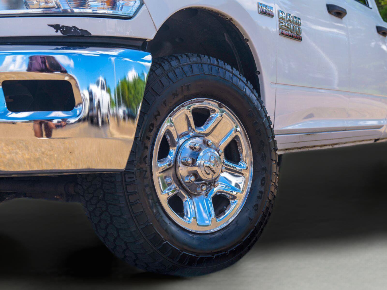 Used 2024 RAM 2500 Big Horn AWD/4WD image 2