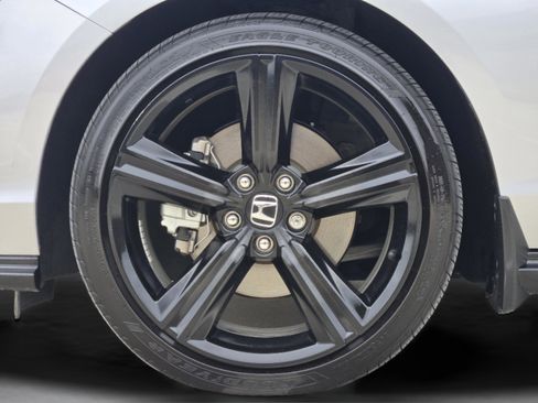 Certified 2025 Honda Accord Sport image 29