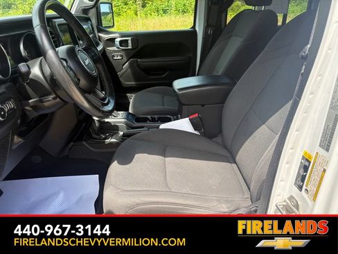 Used 2022 Jeep Wrangler Unlimited Sport AWD/4WD image 16