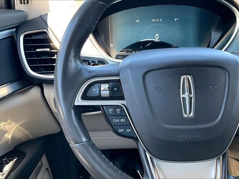 Used 2020 Lincoln Nautilus FWD w/ Equipment Group 101A image 22