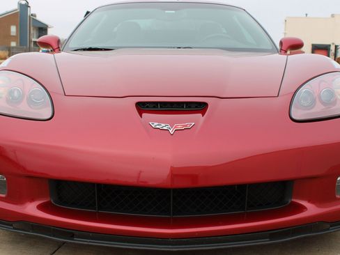 Used 2012 Chevrolet Corvette Grand Sport w/ 3LT Preferred Equipment Group RWD image 34