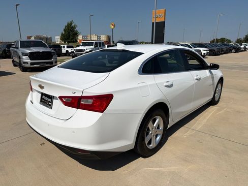 Used 2024 Chevrolet Malibu LT FWD image 5