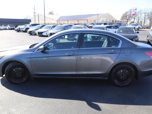 Used 2012 Honda Accord LX image 3
