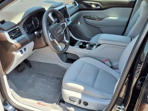 Used 2022 GMC Acadia SLE w/ Driver Convenience Package image 6