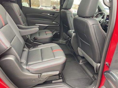 Certified 2025 Chevrolet Traverse RS w/ LPO, Floor Liner Package image 37